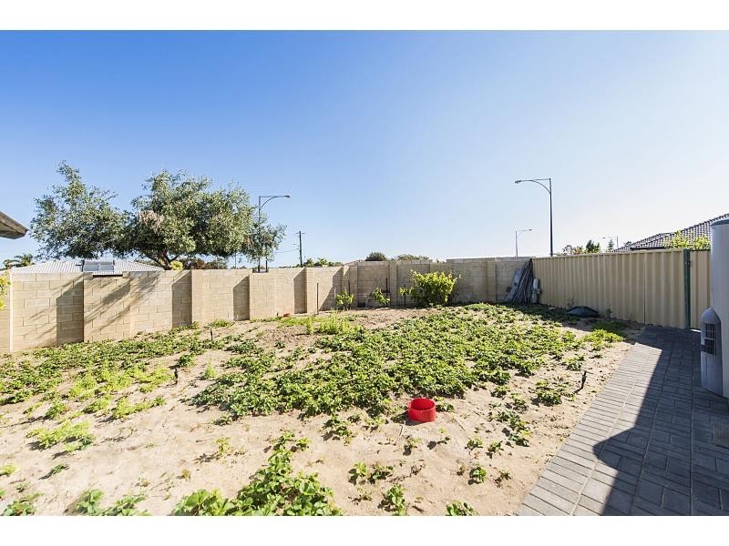 2 Huntress Path, Shoalwater WA 6169