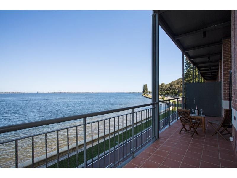 L102/171-173 Mounts Bay Road, Perth WA 6000