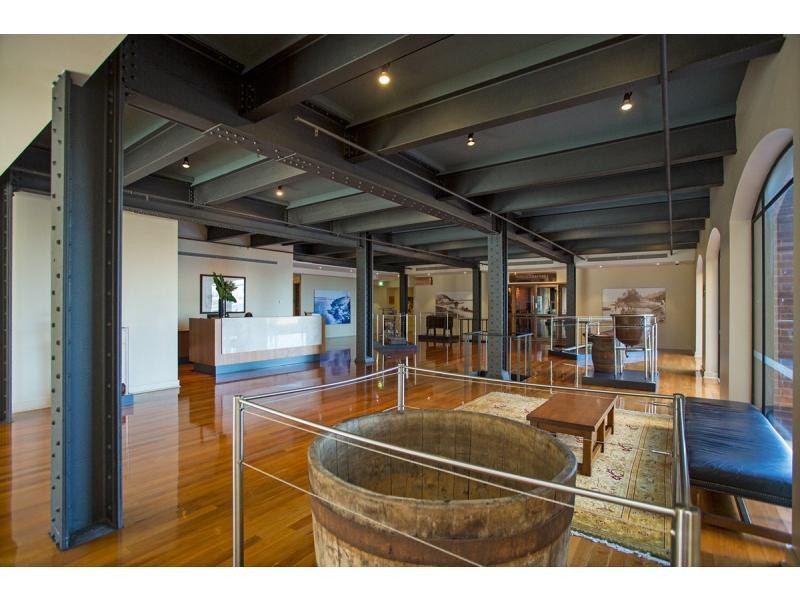 L102/171-173 Mounts Bay Road, Perth WA 6000