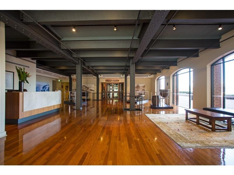 L102/171-173 Mounts Bay Road, Perth WA 6000