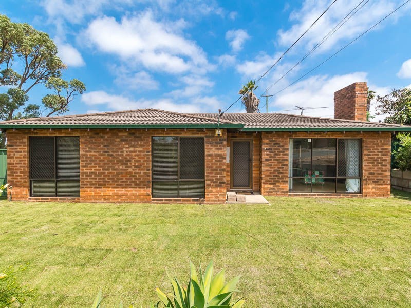 2 Cormorant Way, Yangebup WA 6164