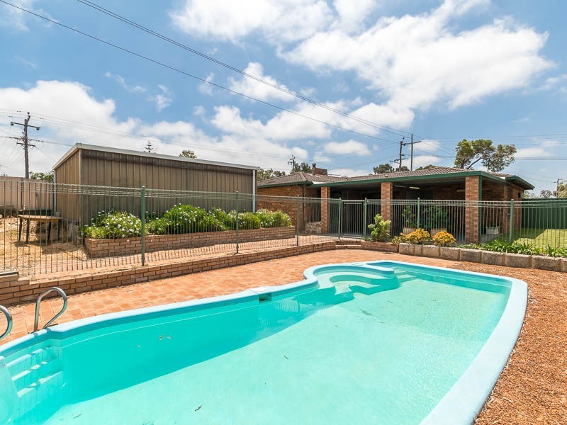 2 Cormorant Way, Yangebup WA 6164