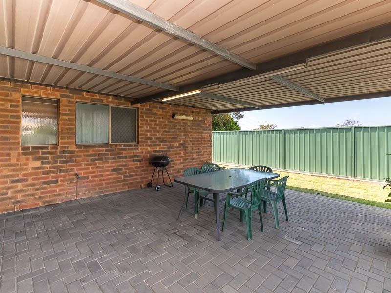 2 Cormorant Way, Yangebup WA 6164
