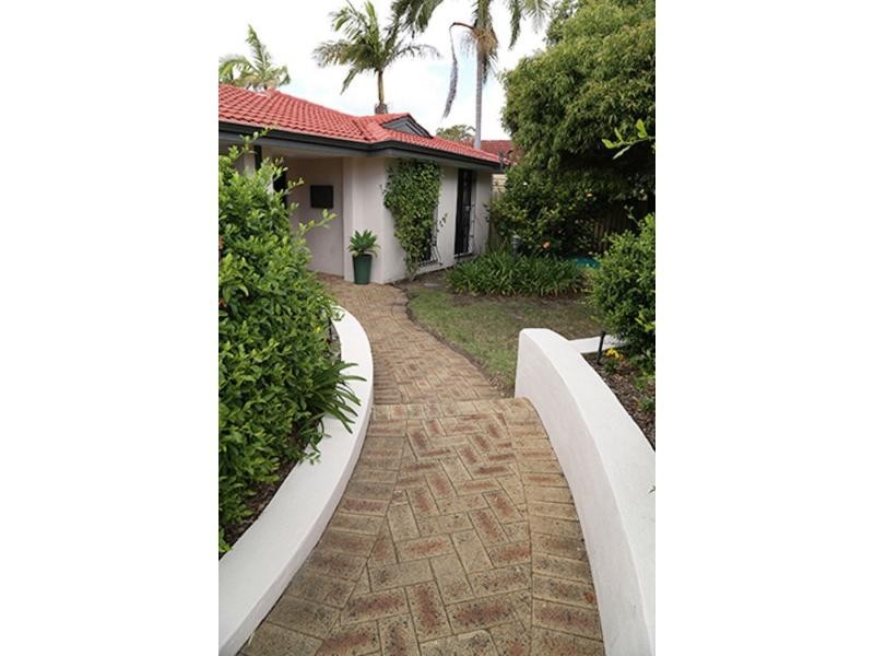 61 Benningfield Road, Bull Creek WA 6149