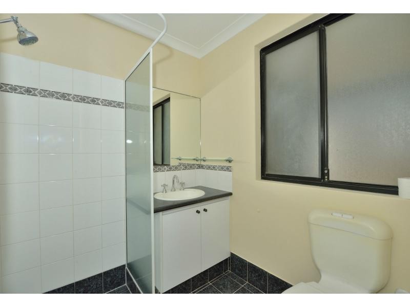 4 Daydream Plaza, Halls Head WA 6210