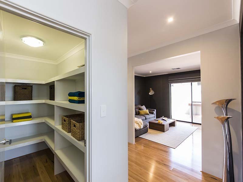 29 Charleston Road, Eglinton WA 6034