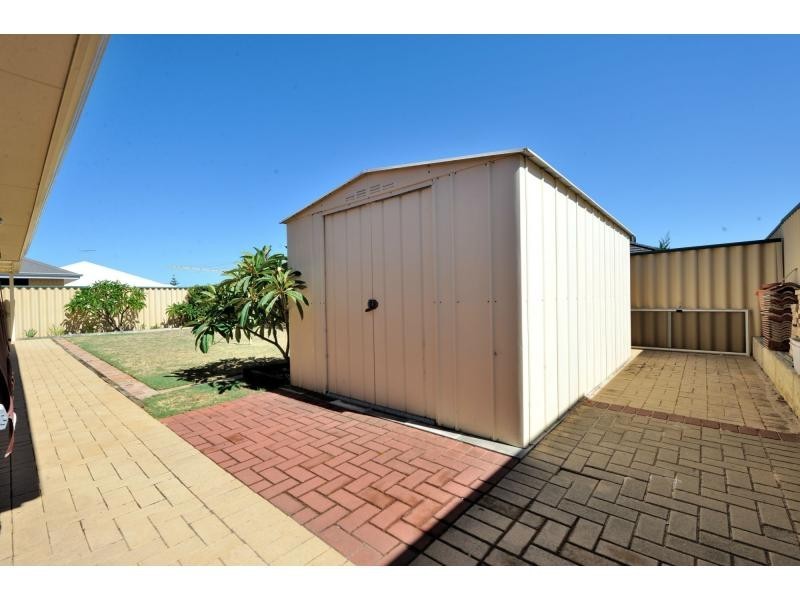 34 Carramup Circle, Port Kennedy WA 6172