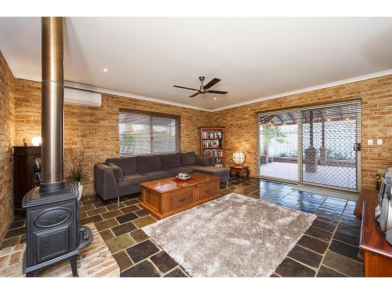 28 Normandy Gardens, Port Kennedy WA 6172