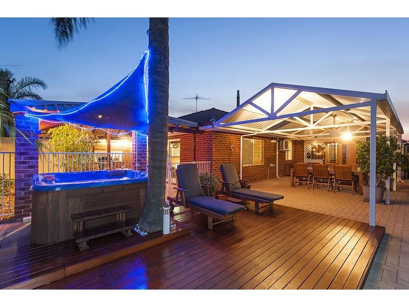 28 Normandy Gardens, Port Kennedy WA 6172