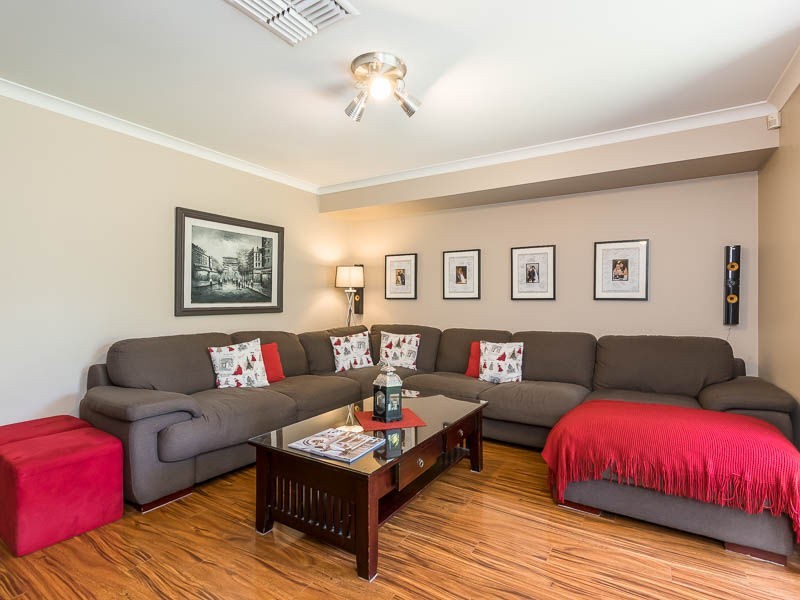 27 Conigrave Road, Yangebup WA 6164