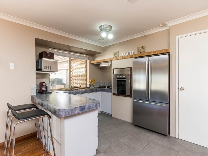 27 Conigrave Road, Yangebup WA 6164