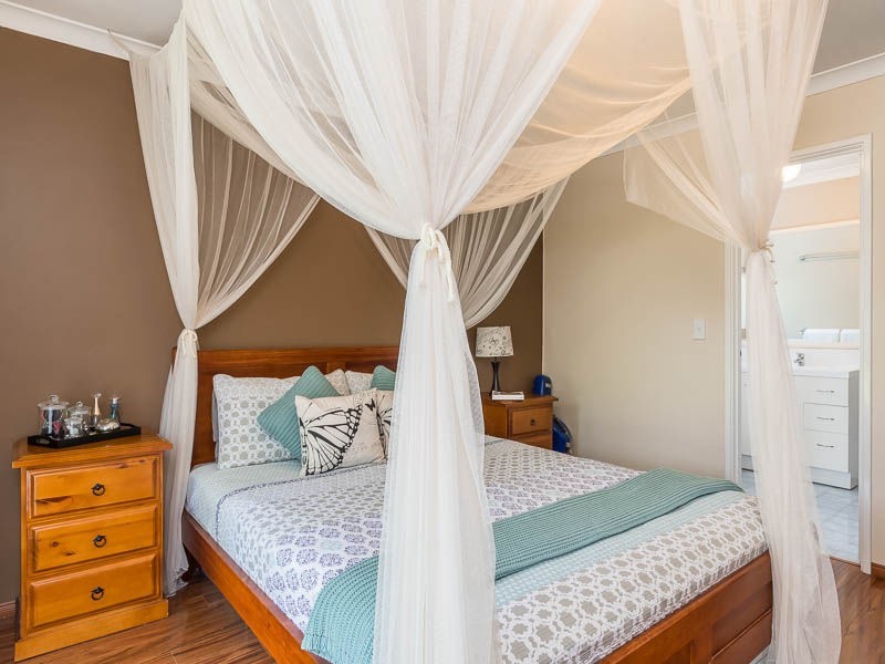 27 Conigrave Road, Yangebup WA 6164