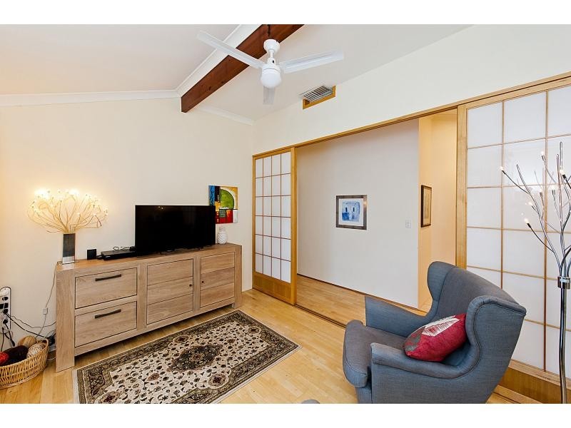 10A Isabella Crescent, Manning WA 6152