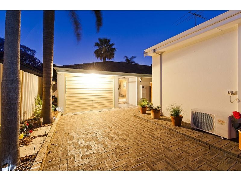 10A Isabella Crescent, Manning WA 6152