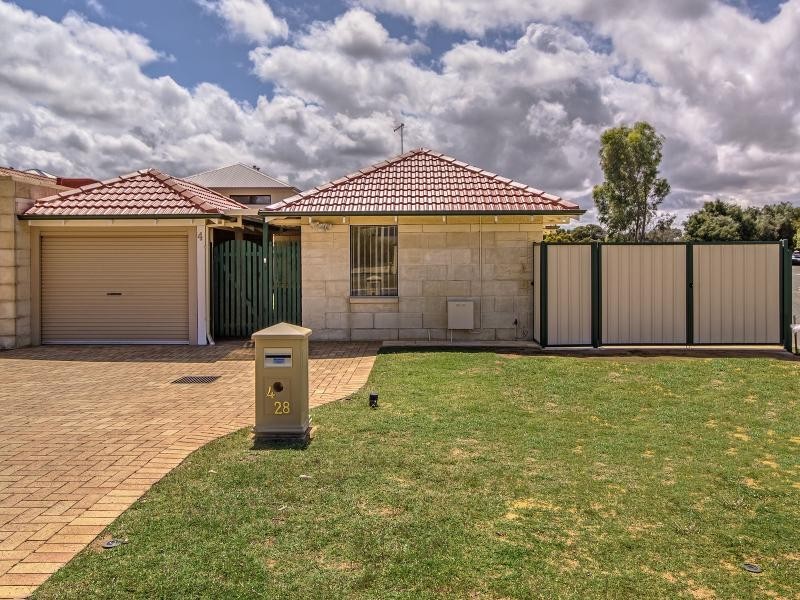 4/28 Ray Street, Rockingham WA 6168