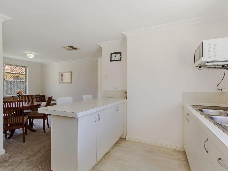 4/28 Ray Street, Rockingham WA 6168