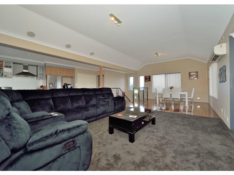 17 Felton Parkway, Baldivis WA 6171