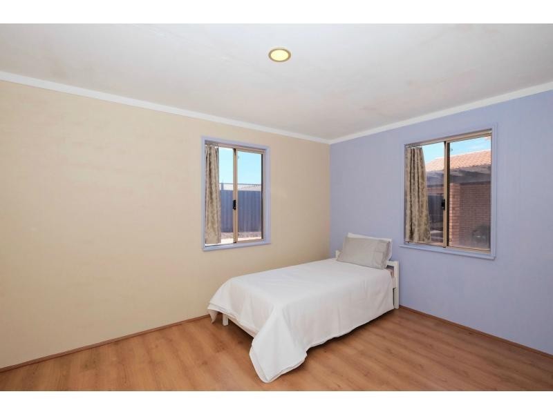 8 Coombs Place, Bateman WA 6150