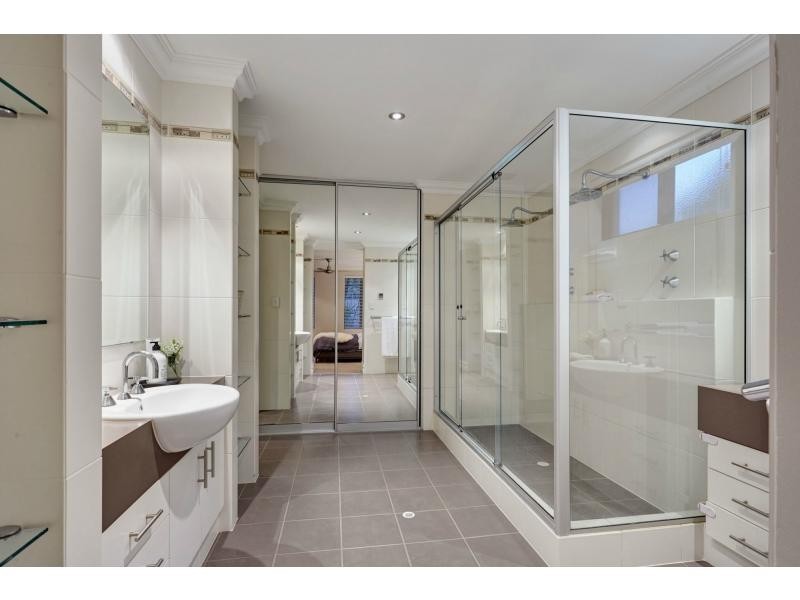 42 Carpenteria Drive, Stirling WA 6021