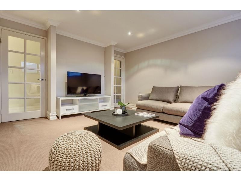 42 Carpenteria Drive, Stirling WA 6021