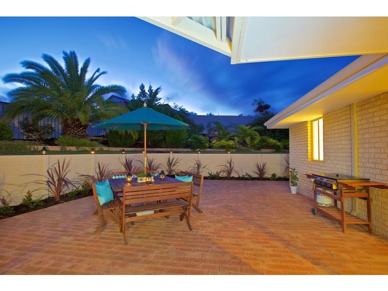 25 Aristride Avenue, Kallaroo WA 6025