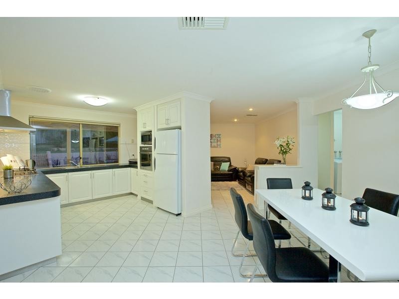 25 Aristride Avenue, Kallaroo WA 6025