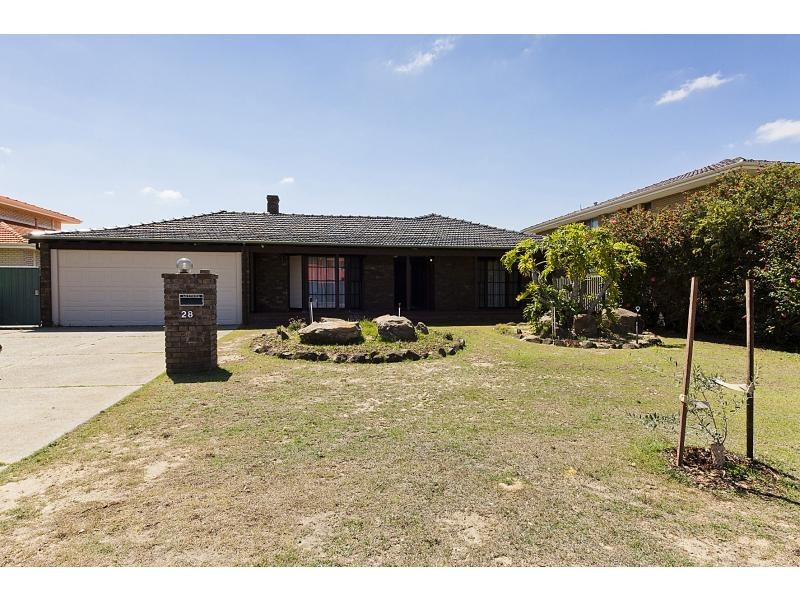 28 Turnstone Road, Stirling WA 6021