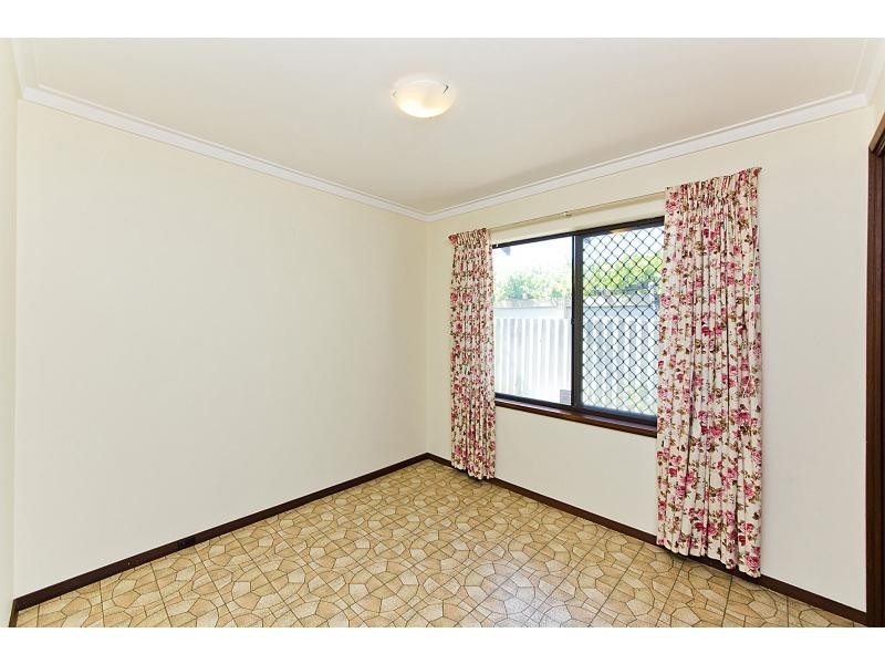 28 Turnstone Road, Stirling WA 6021