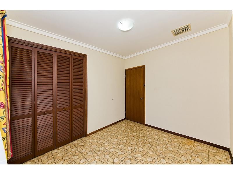 28 Turnstone Road, Stirling WA 6021