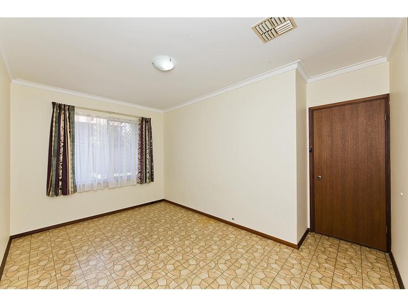 28 Turnstone Road, Stirling WA 6021