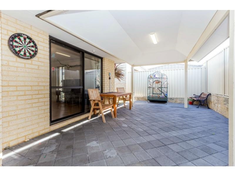 94 Bethwyn Circuit, Madeley WA 6065
