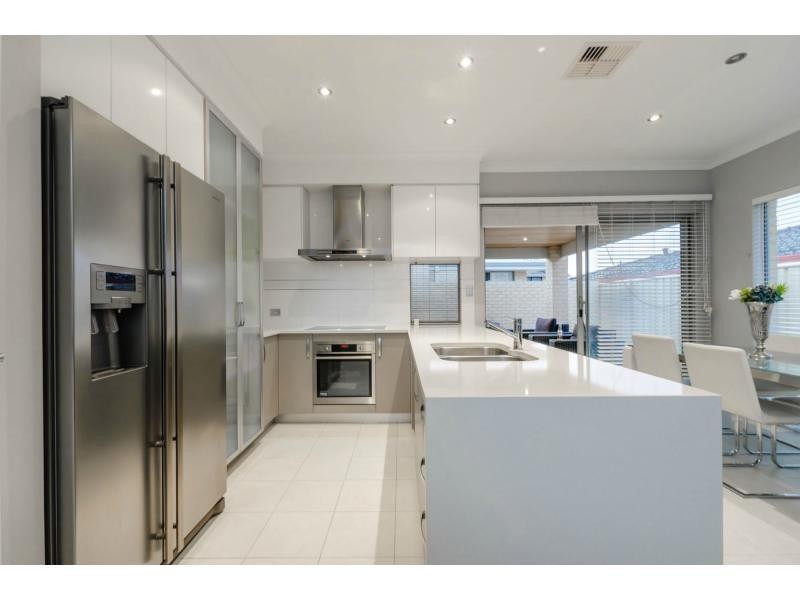 50 Susan Road, Madeley WA 6065