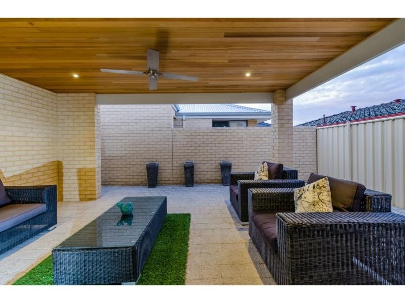 50 Susan Road, Madeley WA 6065