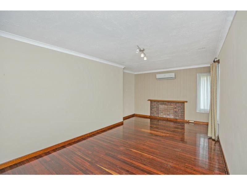 22 Keeley Way, Girrawheen WA 6064