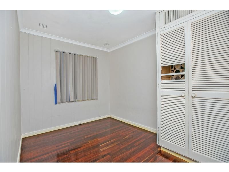 22 Keeley Way, Girrawheen WA 6064