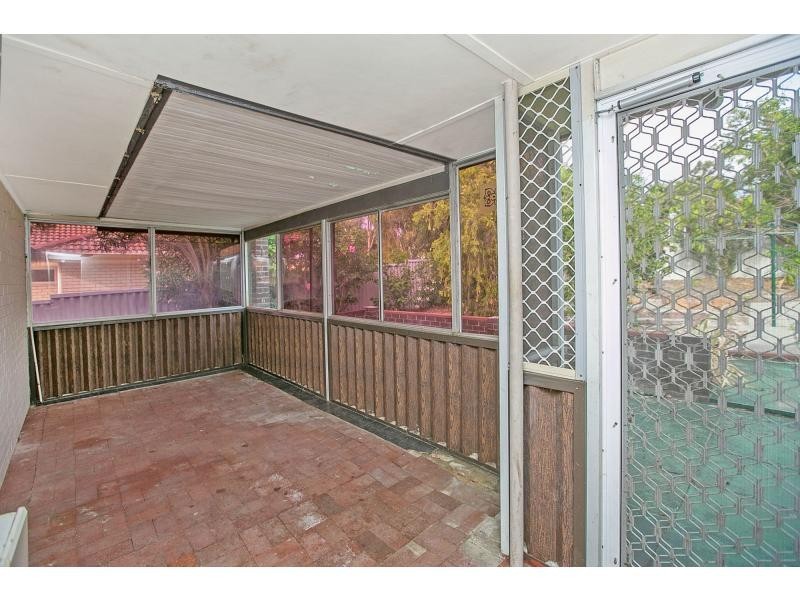 22 Keeley Way, Girrawheen WA 6064