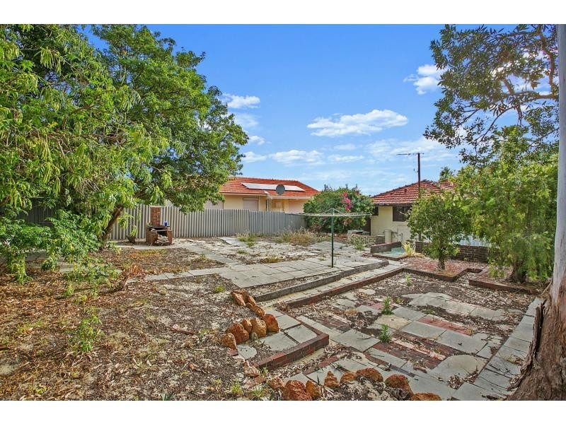 22 Keeley Way, Girrawheen WA 6064