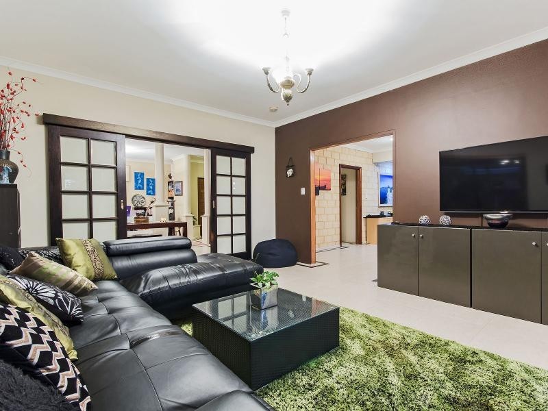 7 Blyth Close, Warnbro WA 6169