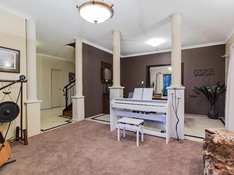 7 Blyth Close, Warnbro WA 6169