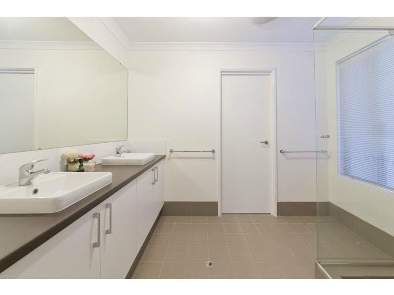 147 Frankland Avenue, Hammond Park WA 6164