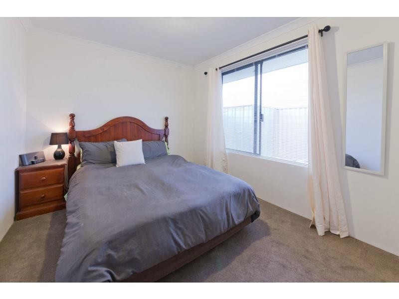 147 Frankland Avenue, Hammond Park WA 6164