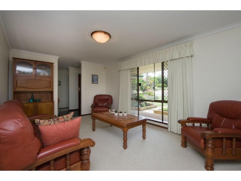 37 Casserly Drive, Leeming WA 6149