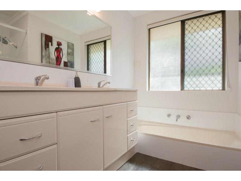 37 Casserly Drive, Leeming WA 6149