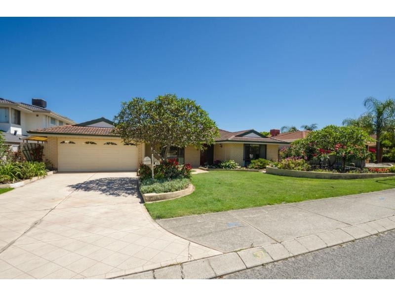 37 Casserly Drive, Leeming WA 6149