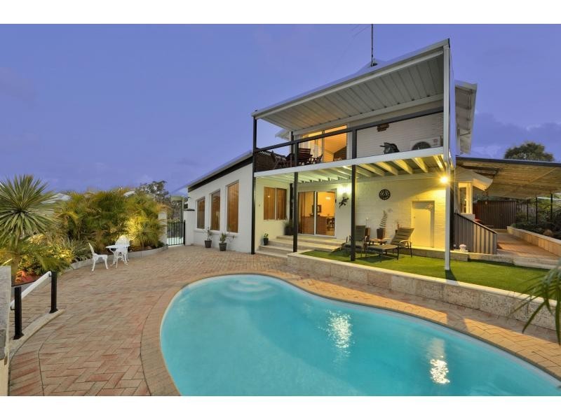 26 Hestia Place, San Remo WA 6210