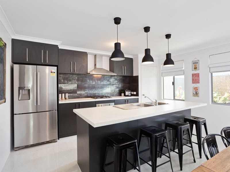 23 Davenport Approach, Wandi WA 6167