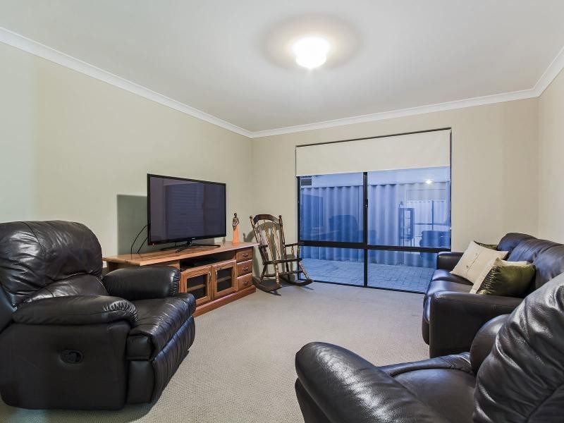 17 Osprey Vista, Rockingham WA 6168