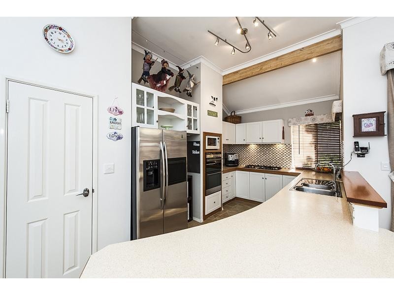 76 Hope Avenue, Manning WA 6152