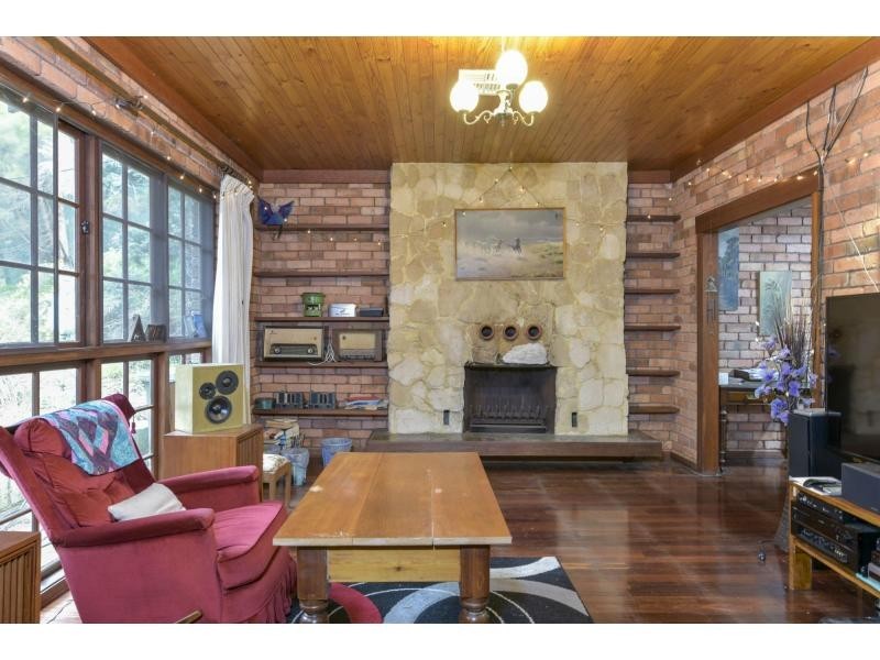 8 Allan Place, Darlington WA 6070