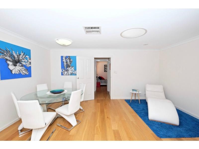 8 Fowler Row, Leeming WA 6149